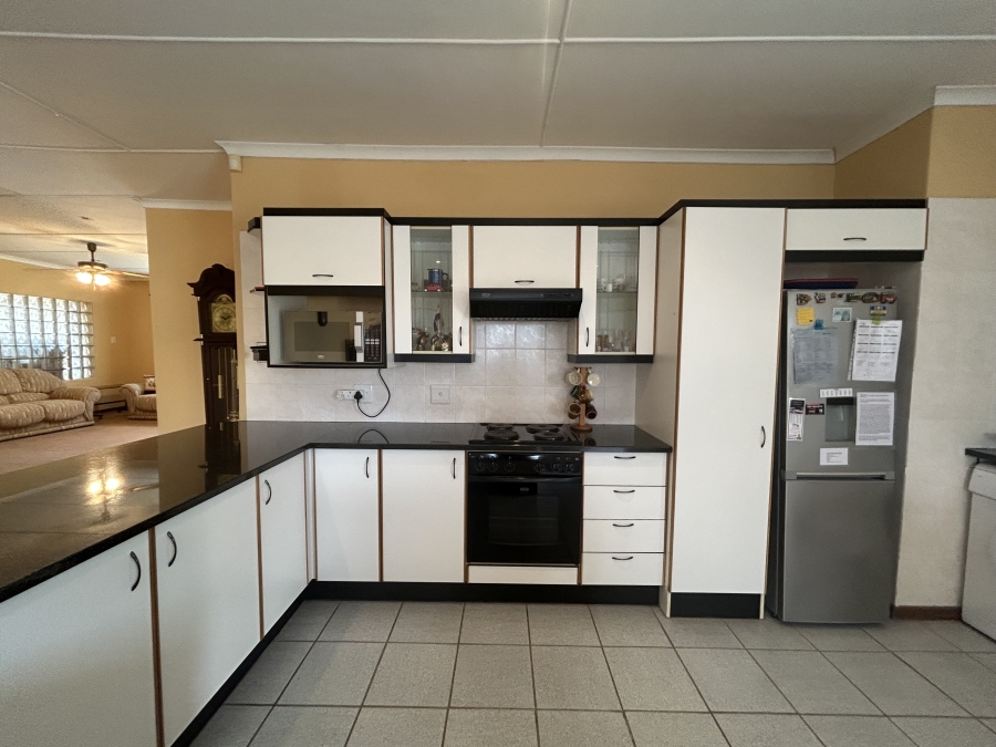 3 Bedroom Property for Sale in Beacon Bay Eastern Cape